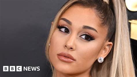 Ariana Grande says nude photos of her are fake